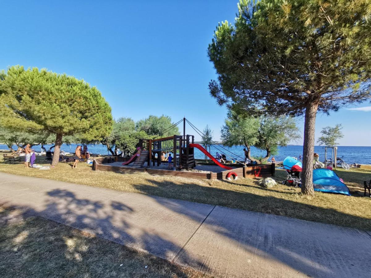 Stella Deluxe Superior 5 Star Apartment, Your Piece Of Heaven By The Sea & Park, With Sea View Novigrad Istria Esterno foto