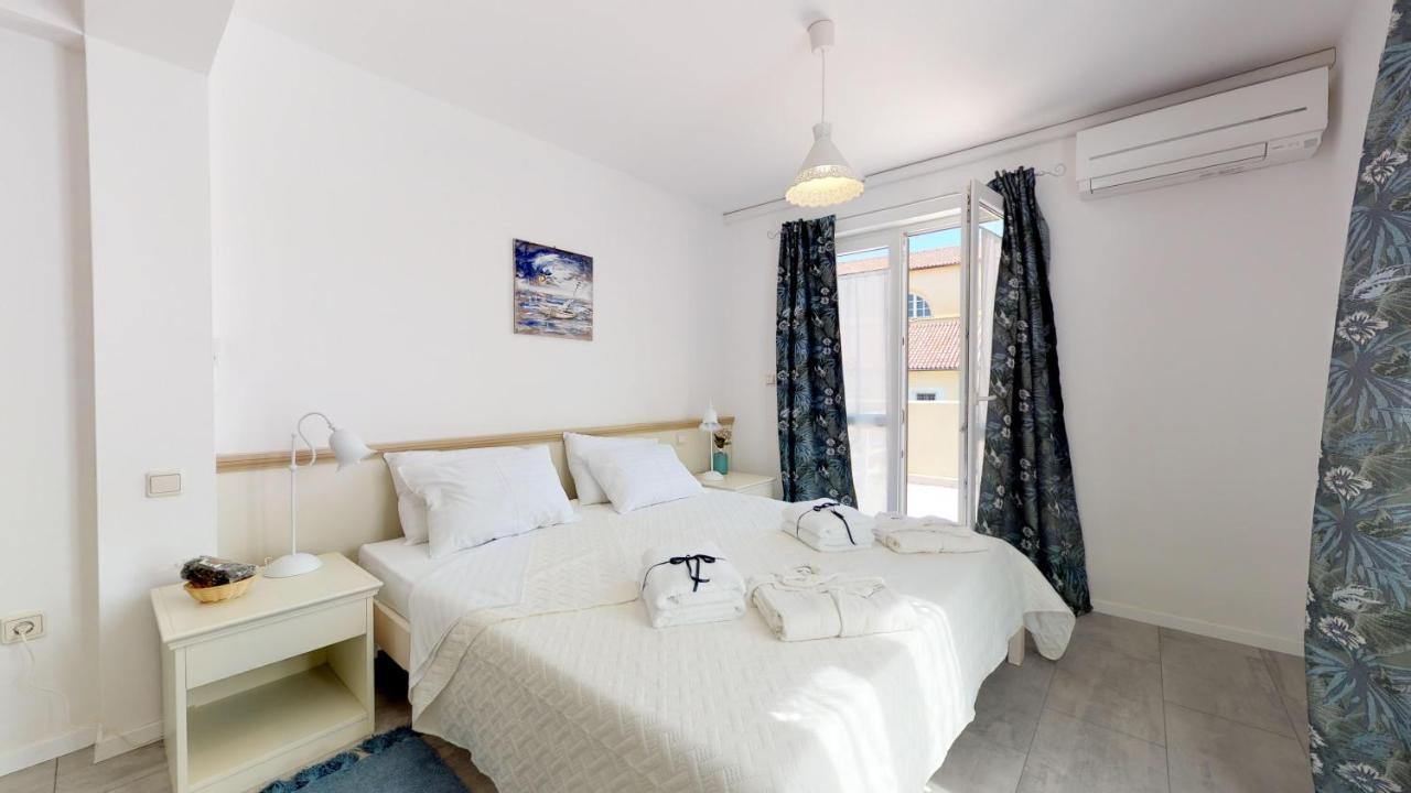 Stella Deluxe Superior 5 Star Apartment, Your Piece Of Heaven By The Sea & Park, With Sea View Novigrad Istria Esterno foto